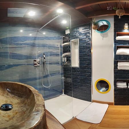 La Kaz Rhumantique Sauna And Spa Privatif La Rivière-Saint-Sauveur Εξωτερικό φωτογραφία