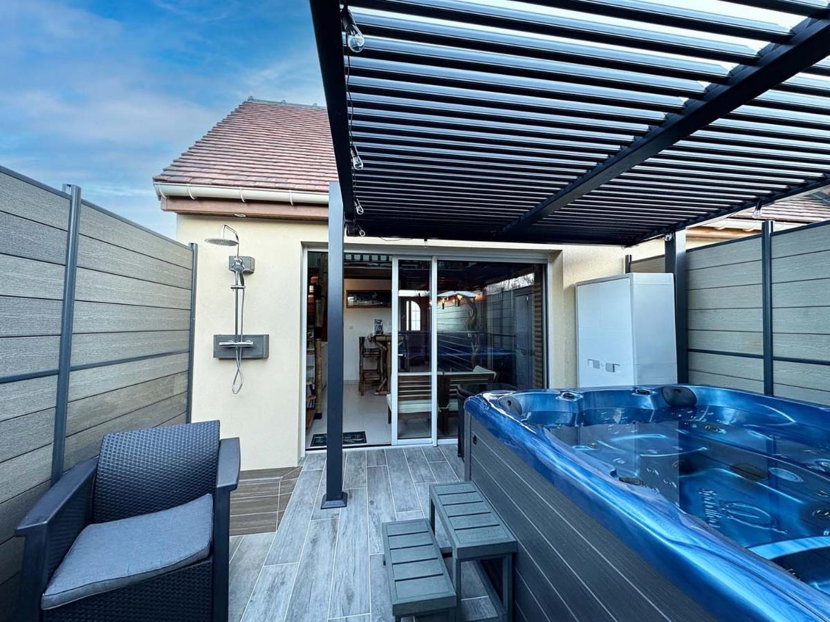 La Kaz Rhumantique Sauna And Spa Privatif La Rivière-Saint-Sauveur Εξωτερικό φωτογραφία