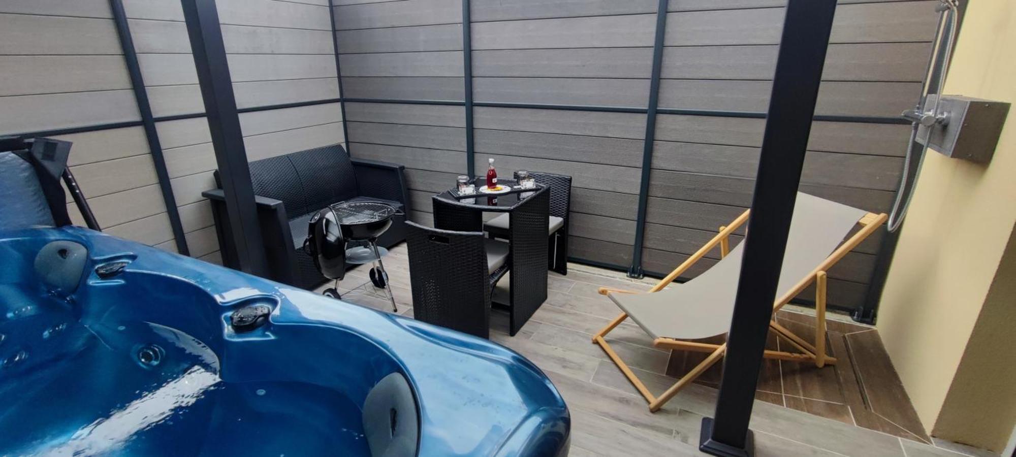 La Kaz Rhumantique Sauna And Spa Privatif La Rivière-Saint-Sauveur Εξωτερικό φωτογραφία