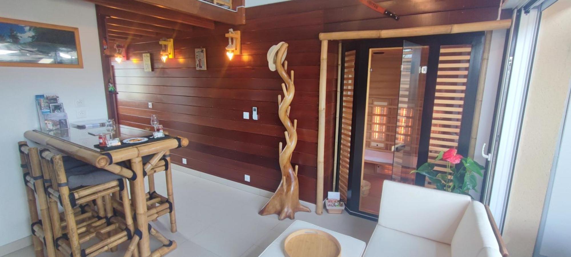 La Kaz Rhumantique Sauna And Spa Privatif La Rivière-Saint-Sauveur Εξωτερικό φωτογραφία
