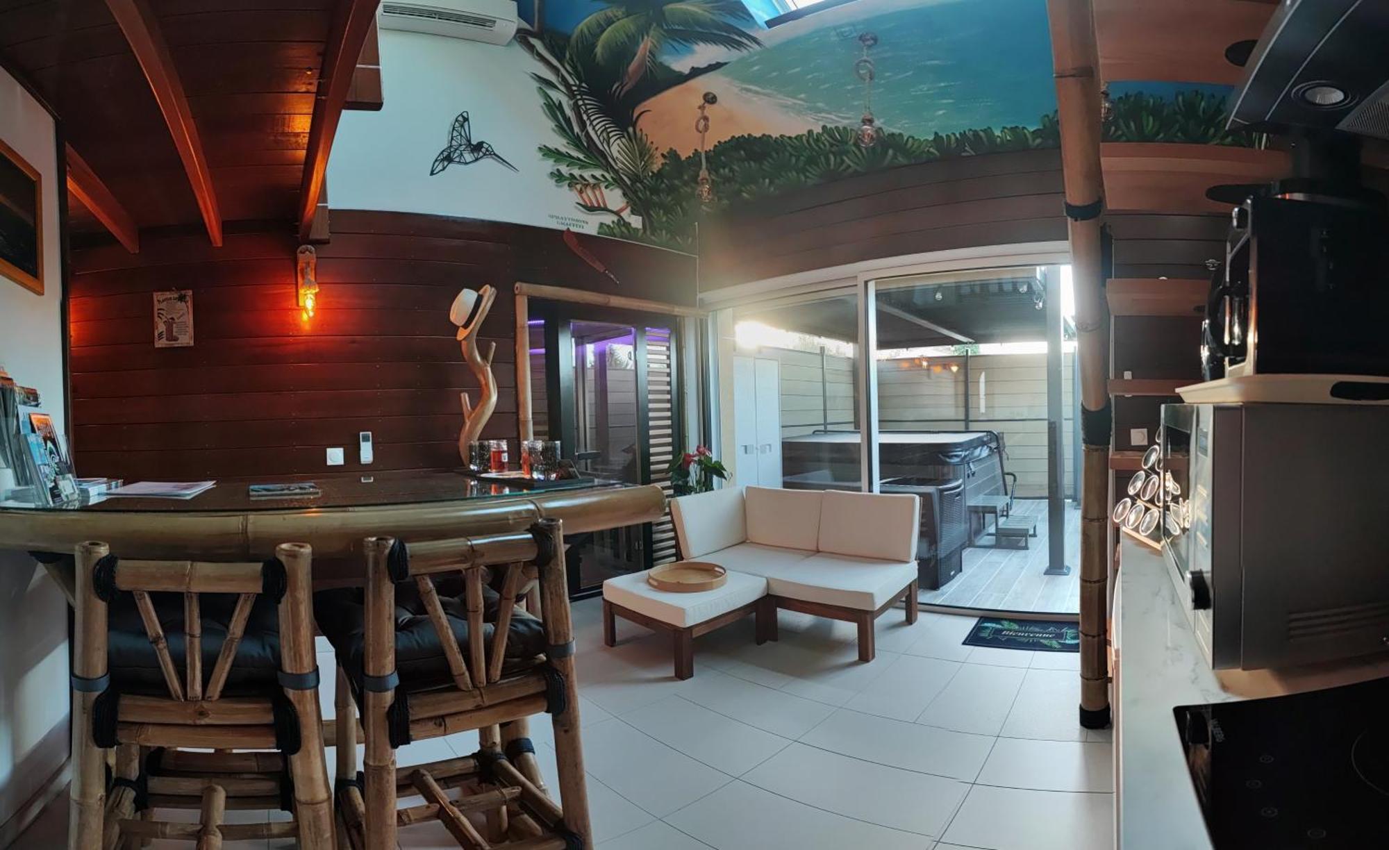 La Kaz Rhumantique Sauna And Spa Privatif La Rivière-Saint-Sauveur Εξωτερικό φωτογραφία